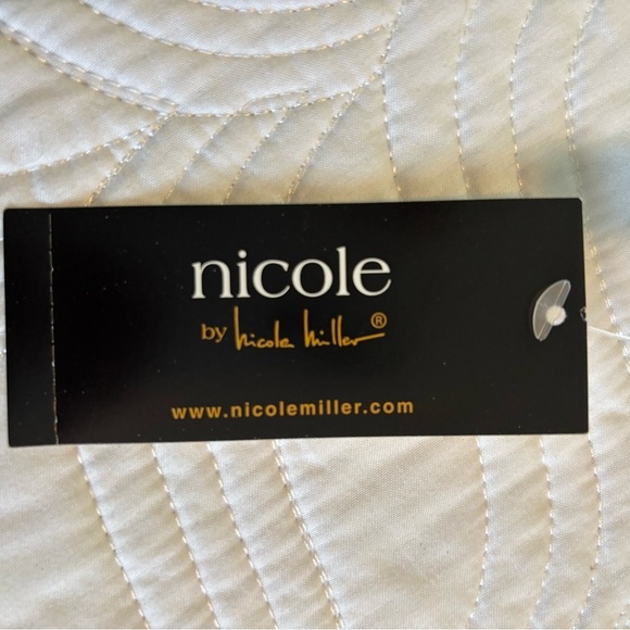 NWT Nicole Miller, Paisley cold shoulder, size 18 dress. Classic, Bohemian, Chic - Picture 6 of 7